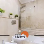 #228 Garrett Flats By Home Holidays