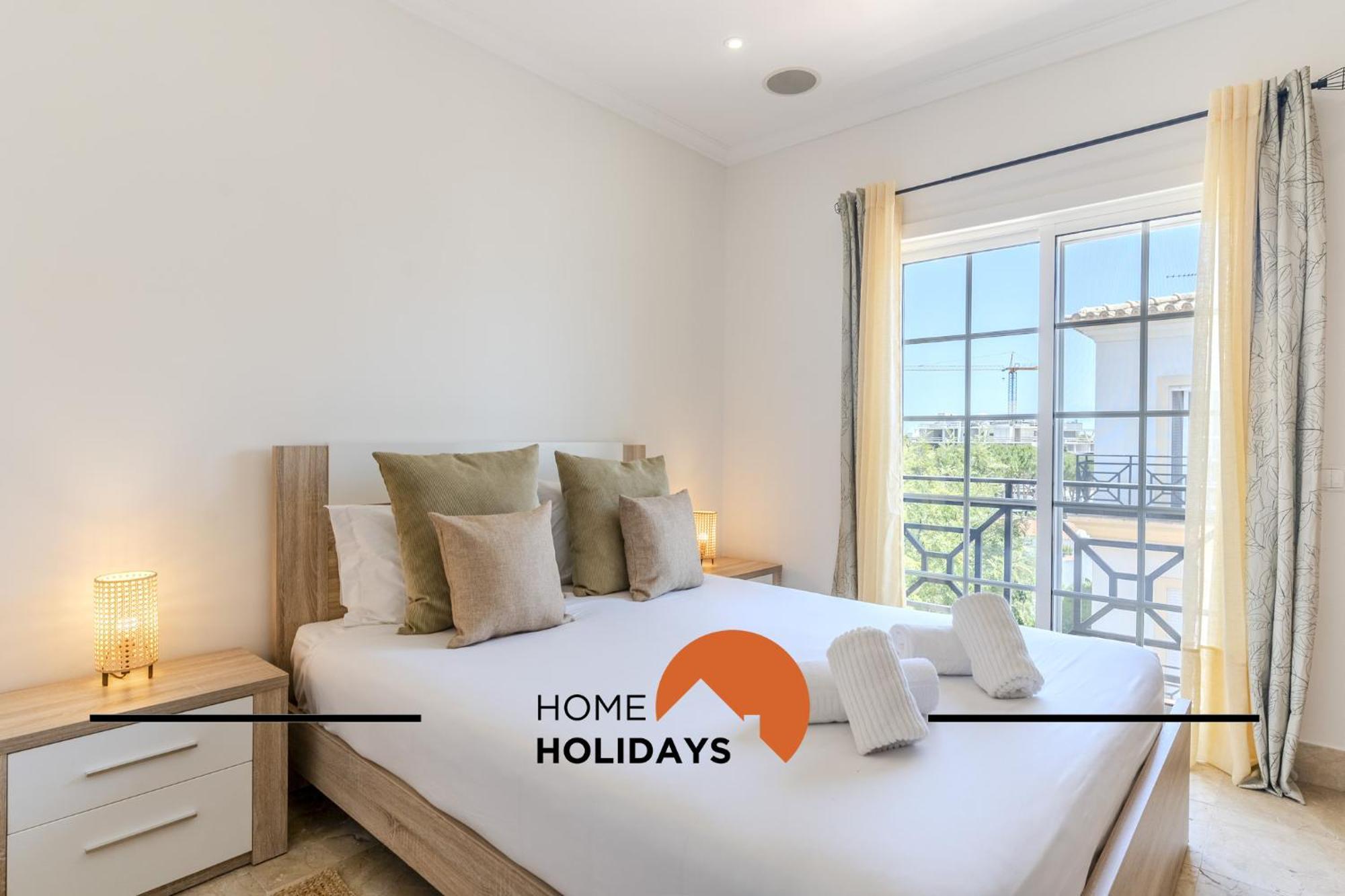 #228 Garrett Flats By Holidays *